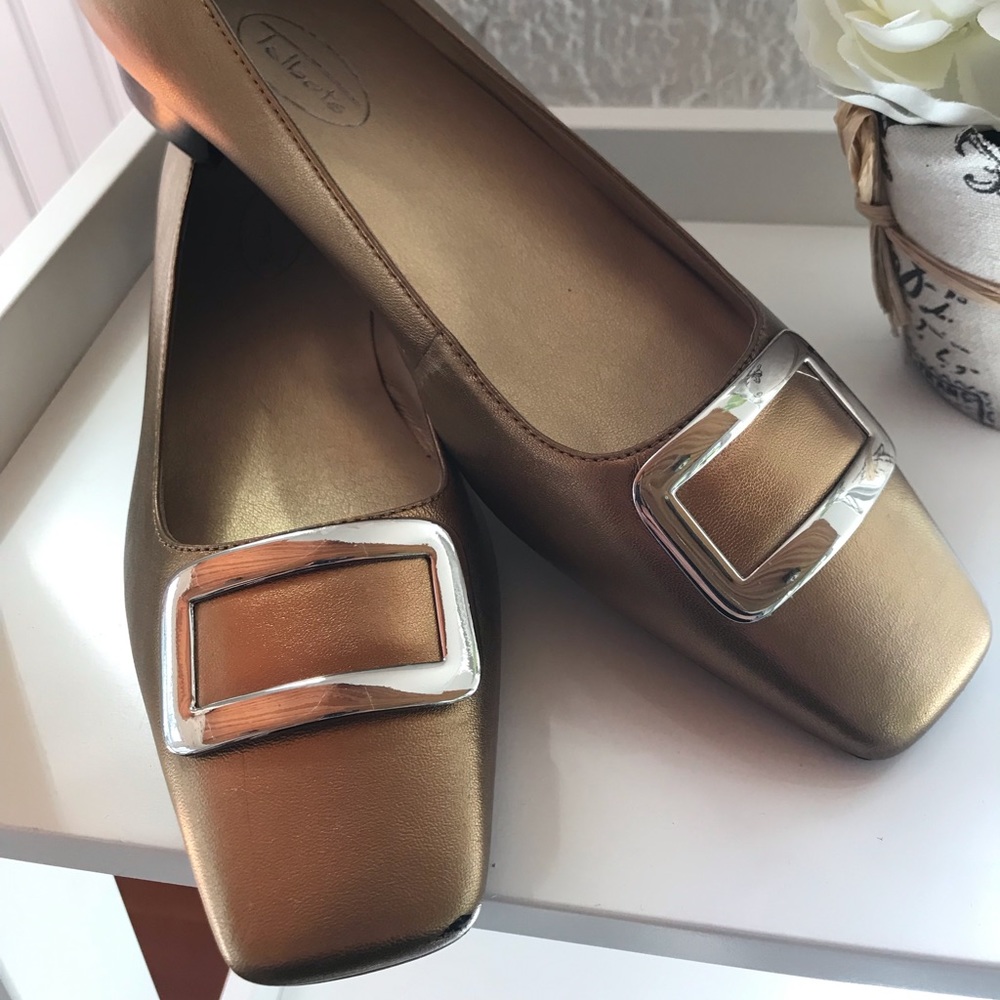 Talbots Gold Flats/low heel with Buckle